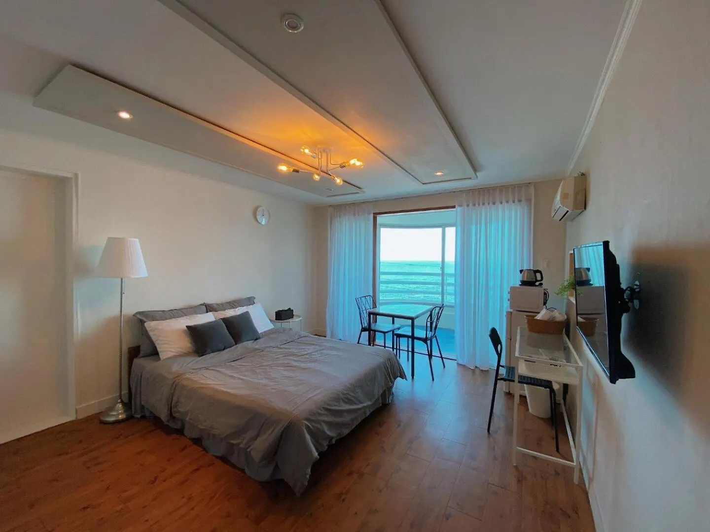 Guest house Aewoleui Ondo Hotel Jeju South Korea